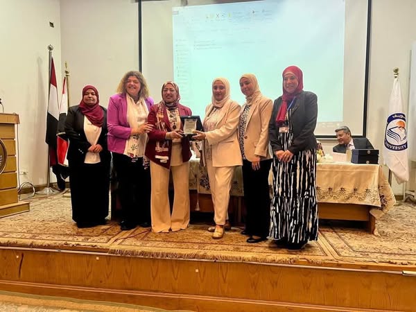 كلية الألسن تعقد مؤتمرها العلمي الأول  حول الرؤى المعاصرة في الترجمة واللغات والآداب